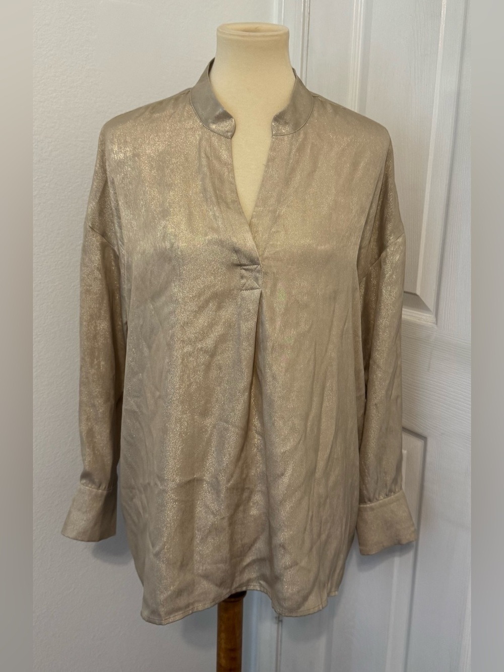 Soft Surroundings Gold Metallic Shimmer Tunic Blouse V-Neck Dressy Sz Medium